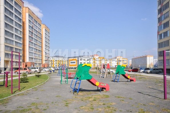 
  Продается 1-комн. квартира, 26 м², Петухова ул, д. 101
. Фото 8.