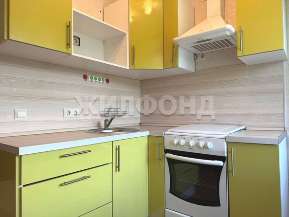 
  Продается 1-комн. квартира, 31.9 м², Мира ул, д. 32
. Фото 2.