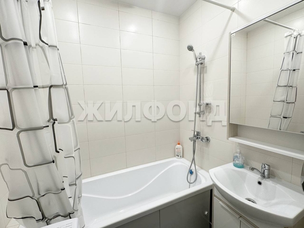 
  Продается 2-комн. квартира, 53.5 м², Петухова ул, д. 14/5
. Фото 5.