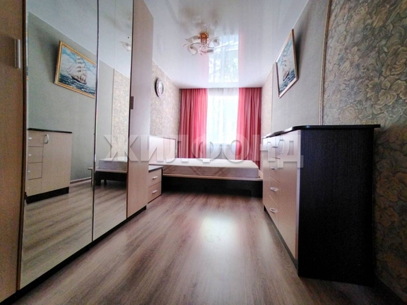 
  Продается 3-комн. квартира, 56.5 м², Горького ул, д. 10
. Фото 8.