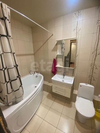 
  Сдается 1-комн. квартира, 39.8 м², Адриена Лежена ул, д. 17
. Фото 4.