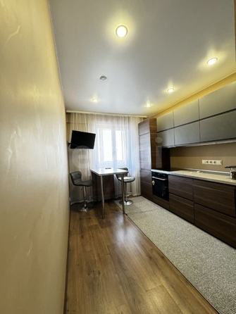 
  Сдается 3-комн. квартира, 77 м², Кирова ул, д. 108
. Фото 1.