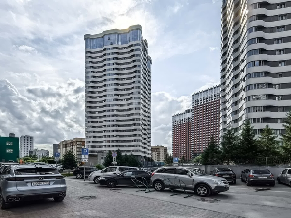 
  Продается 3-комн. квартира, 63.2 м², Лескова ул, д. 21
. Фото 35.