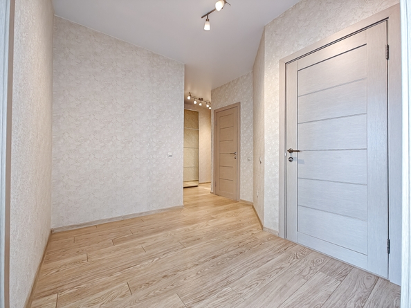 
  Сдам посуточно 2-комн. квартиру, 58 м², Серебряные ключи ул, д. 6
. Фото 16.