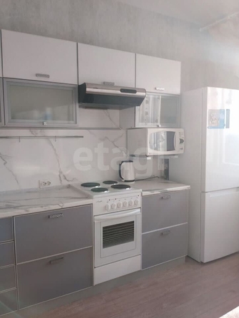
  Сдается 1-комн. квартира, 40 м², Николая Сотникова ул, д. 36/1
. Фото 2.