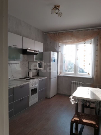 
  Сдается 1-комн. квартира, 40 м², Николая Сотникова ул, д. 36/1
. Фото 3.