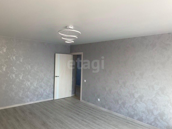
  Продается 2-комн. квартира, 77 м², Спортивная ул, д. 13
. Фото 15.