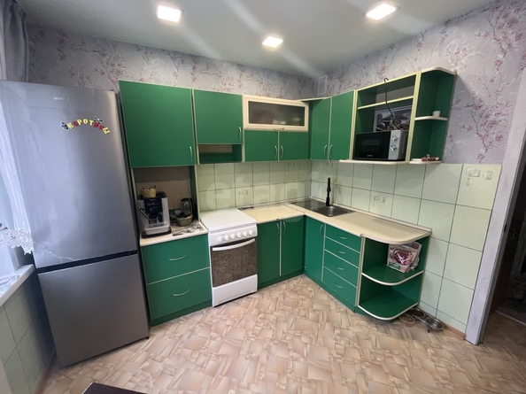 
  Продается 4-комн. квартира, 81 м², Рассветная ул, д. 10/1
. Фото 1.