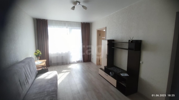 
  Сдается 1-комн. квартира, 37 м², Александра Чистякова ул, д. 20
. Фото 3.