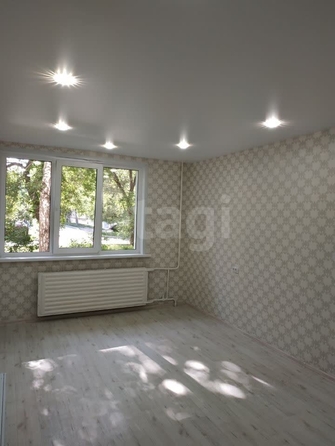 
  Продается 3-комн. квартира, 58.3 м², Широкая ул, д. 133
. Фото 2.
