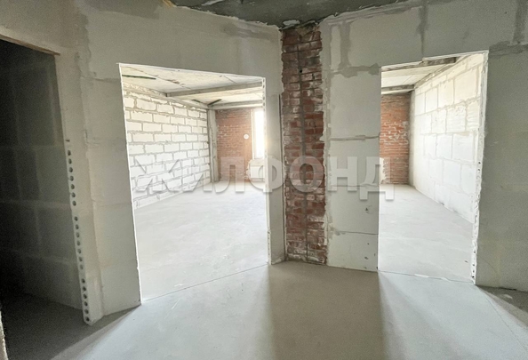 
  Продается 2-комн. квартира, 62.6 м², Галущака ул, д. 15
. Фото 2.