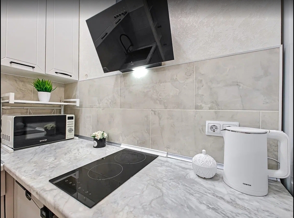 
  Сдам посуточно 2-комн. квартиру, 48 м², Семьи Шамшиных ул, д. 91
. Фото 8.