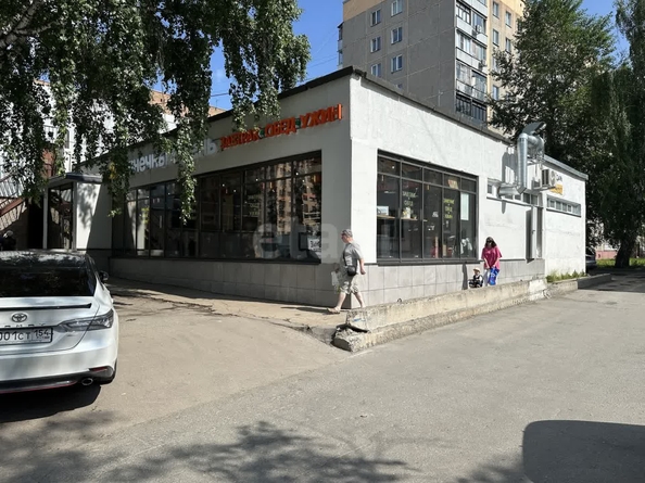 
  Продается торговая площадь, 238 м², Вилюйская ул, д. 24
. Фото 8.