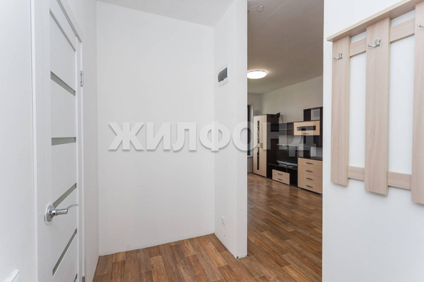 
  Продается 2-комн. квартира, 39 м², 3-й микрорайон, д. 2
. Фото 4.
