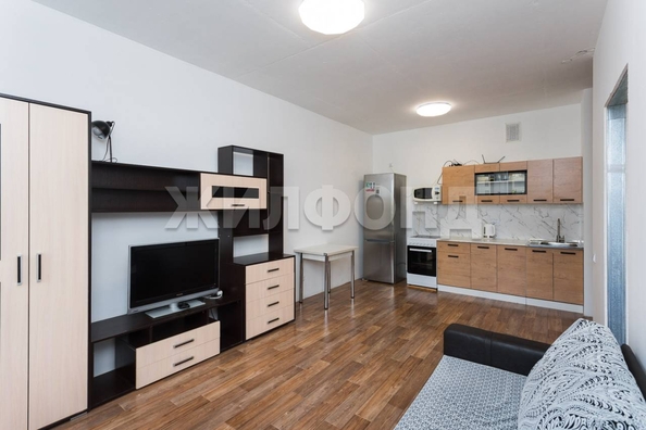 
  Продается 2-комн. квартира, 39 м², 3-й микрорайон, д. 2
. Фото 5.