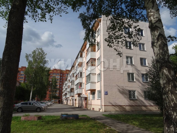 
  Продается 3-комн. квартира, 46.2 м², Петухова ул, д. 108
. Фото 13.