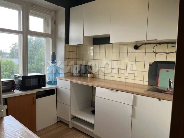 
  Продается 2-комн. квартира, 42.7 м², Молодежи б-р, д. 26
. Фото 6.