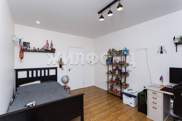
  Продается 3-комн. квартира, 79.1 м², Краснообск, д. 113
. Фото 10.