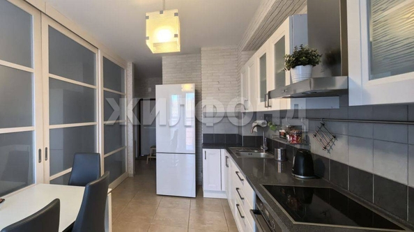 
  Продается 2-комн. квартира, 67 м², Горский мкр, д. 8а
. Фото 3.