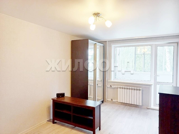 
  Продается 1-комн. квартира, 28.8 м², Солидарности ул, д. 81
. Фото 5.