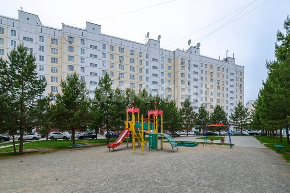 
  Продается 2-комн. квартира, 76.2 м², Татьяны Снежиной ул, д. 48
. Фото 4.