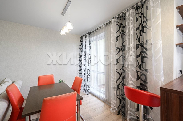
  Продается 3-комн. квартира, 70.9 м², Бориса Богаткова ул, д. 260/1
. Фото 5.