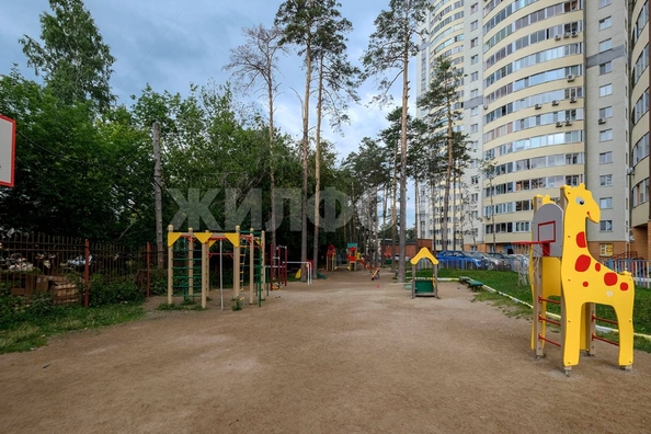 
  Продается 3-комн. квартира, 84 м², Залесского ул, д. 2/3
. Фото 4.