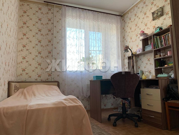 
  Продается 4-комн. квартира, 71.9 м², Молодости ул, д. 46
. Фото 5.