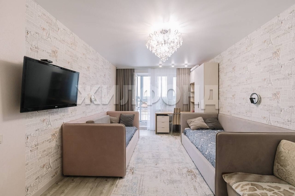 
  Продается 2-комн. квартира, 59 м², Петухова ул, д. 156
. Фото 6.