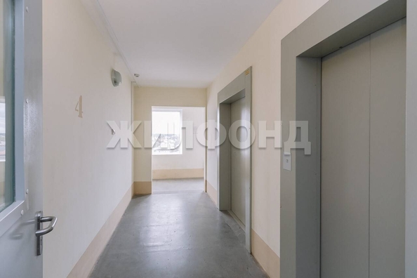 
  Продается 2-комн. квартира, 59 м², Петухова ул, д. 156
. Фото 28.