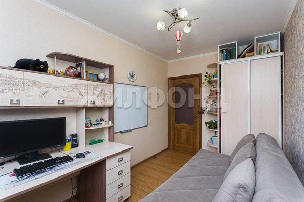 
  Продается 4-комн. квартира, 73.7 м², Челюскинцев ул, д. 15
. Фото 9.