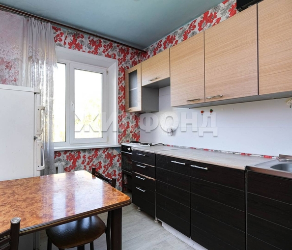 
  Продается 1-комн. квартира, 32.4 м², Пермитина ул, д. 8
. Фото 1.