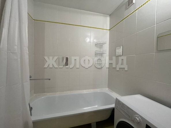 
  Продается 1-комн. квартира, 37.7 м², Ключ-Камышенское Плато ул, д. 20
. Фото 9.