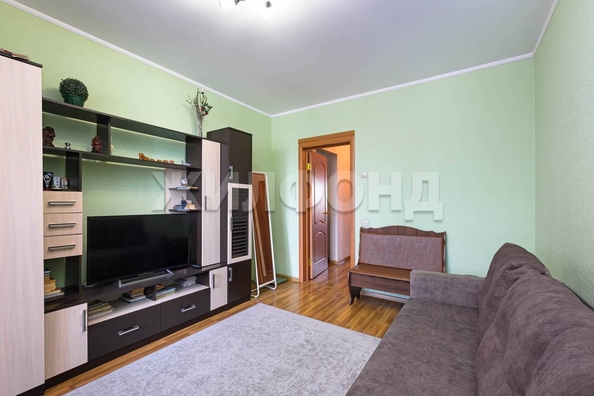 
  Продается 1-комн. квартира, 37.6 м², Связистов ул, д. 15
. Фото 9.