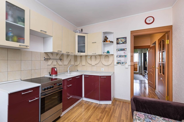 
  Продается 1-комн. квартира, 37.6 м², Связистов ул, д. 15
. Фото 16.