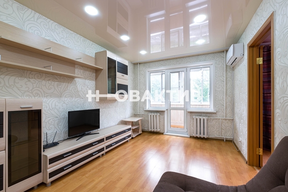 
  Продается 3-комн. квартира, 58 м², Республиканская ул, д. 15
. Фото 4.