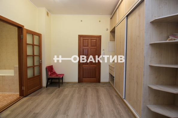 
  Сдается 1-комн. квартира, 56 м², Галущака ул, д. 1
. Фото 13.