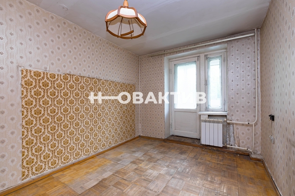 
  Продается 3-комн. квартира, 61 м², Красный пр-кт, д. 169
. Фото 2.