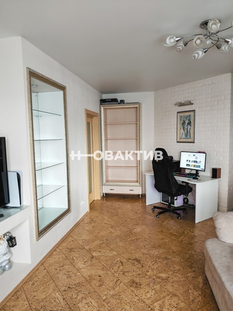 
  Продается 3-комн. квартира, 84.2 м², Гребенщикова ул, д. 8
. Фото 8.