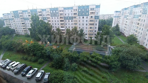 
  Продается 4-комн. квартира, 77.4 м², Троллейная ул, д. 132
. Фото 17.
