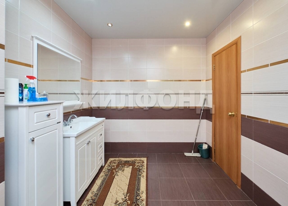 
  Продается дом, 540 м², Новосибирск
. Фото 9.