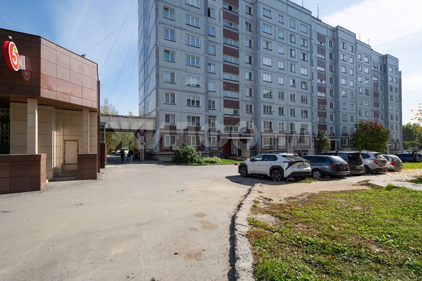 
  Продается 3-комн. квартира, 61.9 м², Земнухова ул, д. 5/1
. Фото 2.
