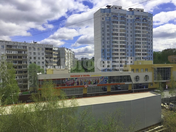 
  Продается 2-комн. квартира, 44.6 м², Есенина ул, д. 12
. Фото 1.
