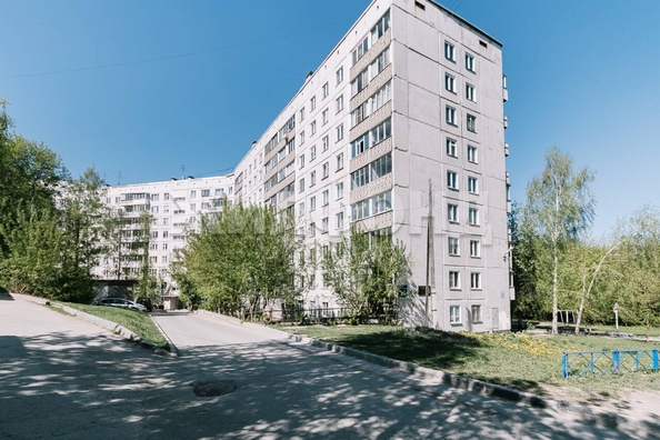 
  Продается 2-комн. квартира, 44.6 м², Есенина ул, д. 12
. Фото 3.