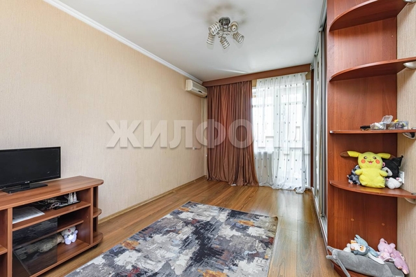 
  Продается 1-комн. квартира, 29.5 м², Ленинградская ул, д. 149
. Фото 5.