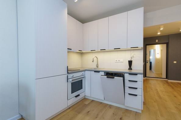 
  Продам 2-комн. квартиру, 42 м², Дуси Ковальчук ул, д. 378Б
. Фото 13.