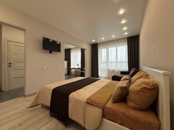 
  Сдается посуточно 1-комн. квартира, 40 м², Николая Островского ул, д. 195
. Фото 3.