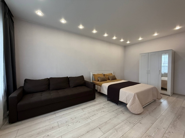 
  Сдается посуточно 1-комн. квартира, 40 м², Николая Островского ул, д. 195
. Фото 9.