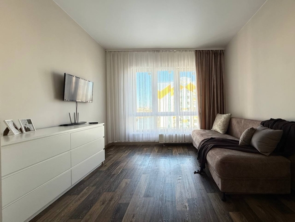 
  Сдается посуточно 1-комн. квартира, 40 м², Ясный Берег ул, д. 9
. Фото 5.