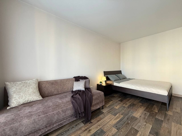 
  Сдается посуточно 1-комн. квартира, 40 м², Ясный Берег ул, д. 9
. Фото 6.